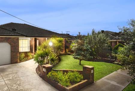 1A Delahunty Court, ALTONA MEADOWS