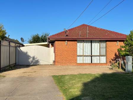 70 Kiora Street, ALTONA MEADOWS